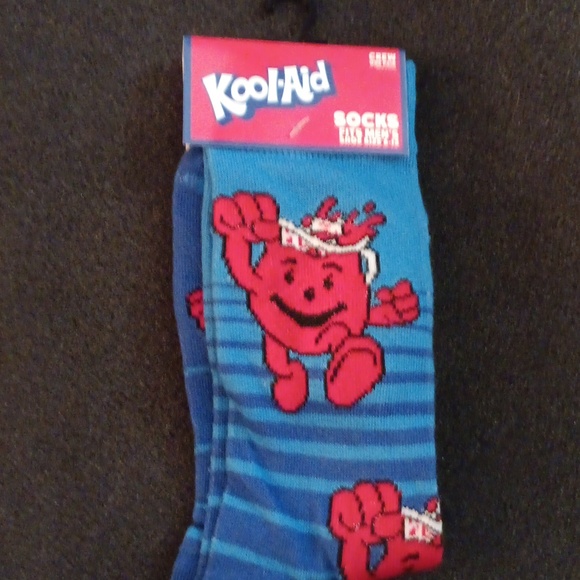 Mens socks with different brands, Mt. Dew, Pez, Kool-Aid & Chips Ahoy. Sz. 6-12. - Picture 3 of 4